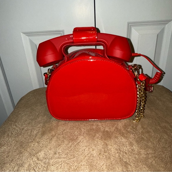 Red Telephone Handbag - Picture 2 of 10